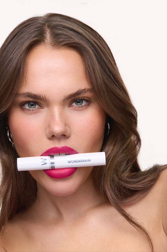Wonderskin - Blading Lip Stain Masque